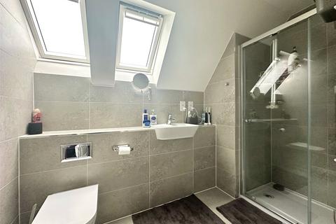81 Castleridge Drive, Greenhithe, DA9 9WR