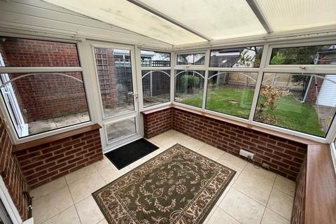 2 bedroom semi-detached house to rent, Elm Grove, Milton Keynes MK17