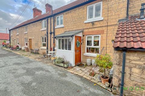 2 bedroom cottage for sale, High Street, Mansfield NG19