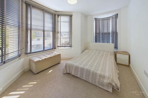 1 bedroom flat for sale, Lismore Road, Eastbourne