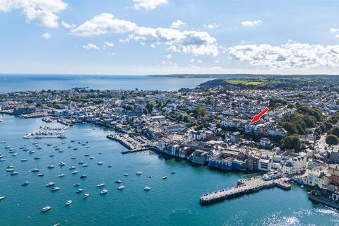 undefined, Falmouth