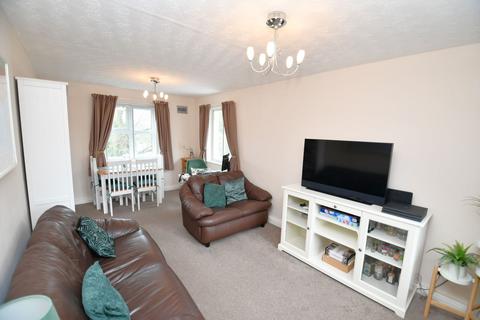 2 bedroom flat for sale, Sheader Drive, Hyndman Court Sheader Drive, M5