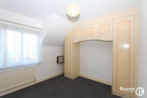 2 bedroom apartment to rent, Northwick Avenue, Farrans Court, HA3