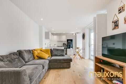 2 bedroom flat for sale, London SW17