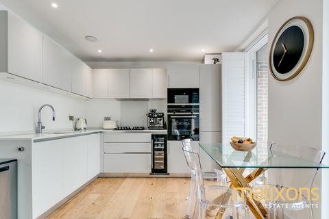 2 bedroom flat for sale, London SW17