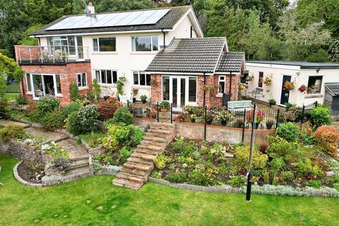 4 bedroom detached house for sale, Waveney Hill, Oulton Broad