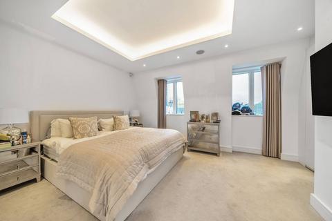 3 bedroom terraced house for sale, Farm Lane, Fulham Broadway, London, SW6