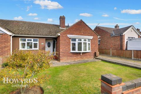 3 bedroom semi-detached bungalow for sale, Dixon Drive, South Oulton Broad