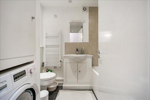 1 bedroom apartment for sale, Bridge House, London, TW8