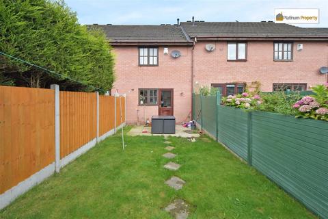 2 bedroom townhouse for sale, Copplestone Grove, Stoke-On-Trent ST3