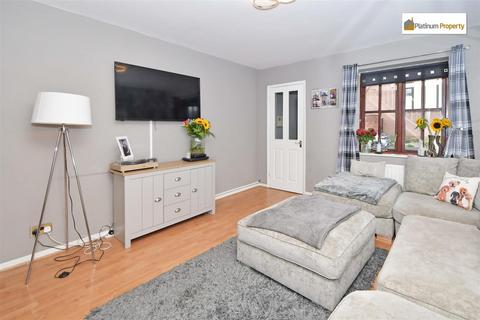 48 Copplestone Grove, Stoke-on-trent, ST3 5UD