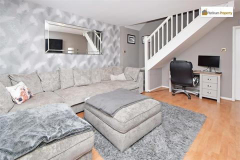 48 Copplestone Grove, Stoke-on-trent, ST3 5UD