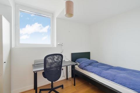 Flat 702, Fathom Court, 2 Basin Approach, London, E16 2FF