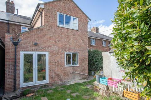 20 Springfield Crescent, Royal Wootton Bassett, Swindon, SN4 7AP