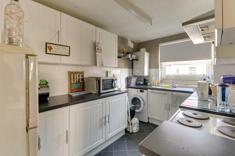 2 bedroom flat for sale, Marmion Avenue, Southsea