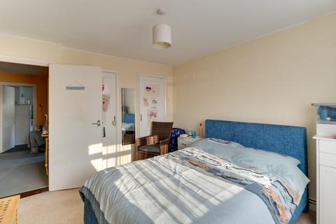 2 bedroom flat for sale, Marmion Avenue, Southsea