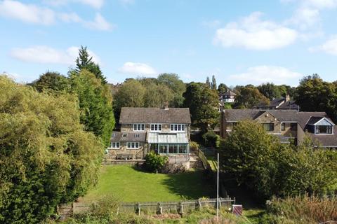 4 bedroom detached house for sale, Waterloo Road, Pudsey