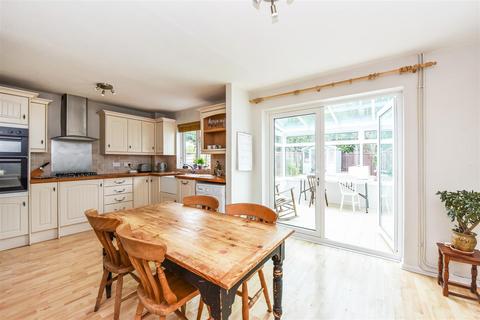 3 bedroom terraced house for sale, Butser Walk, Petersfield, Hampshire