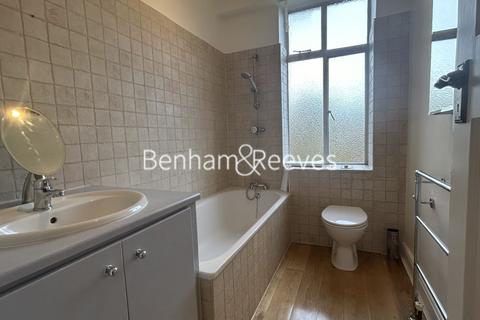 2 bedroom apartment to rent, Oakwood Court,  Kensington W14