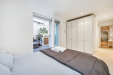 2 bedroom flat to rent, Kensington, London W8