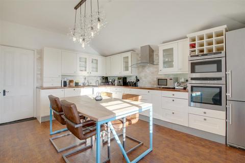 3 bedroom apartment for sale, Prince Arthur Road, Hampstead, London