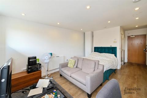 Studio for sale, John Nash Mews, Limehouse, London, E14