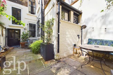 4 bedroom townhouse to rent, Meard Street, W1F