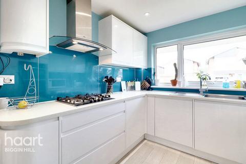 4 Foxearth Close, Biggin Hill, Westerham, TN16 3HQ