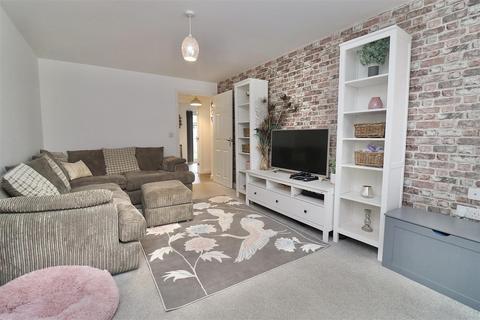 2 Buttle Lea, Pocklington, York, YO42 2SL