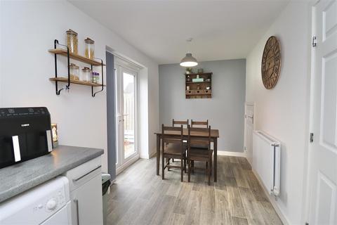 2 Buttle Lea, Pocklington, York, YO42 2SL