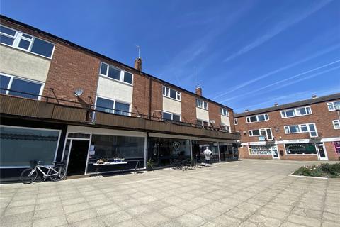 3 bedroom apartment to rent, Brisbane Court, Newark, Notts, NG24