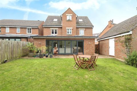 5 bedroom detached house for sale, Fox Hedge Way, Bedford MK44