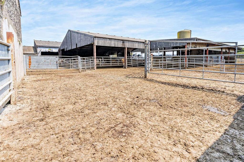 GENERAL CUBICLE BUILDINGS &amp; ANIMAL HOUSING UNITS