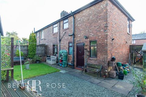 3 bedroom semi-detached house for sale, The Crescent, Chorley