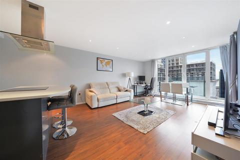 2 bedroom apartment for sale, The Oxygen, Royal Victoria Dock, E16