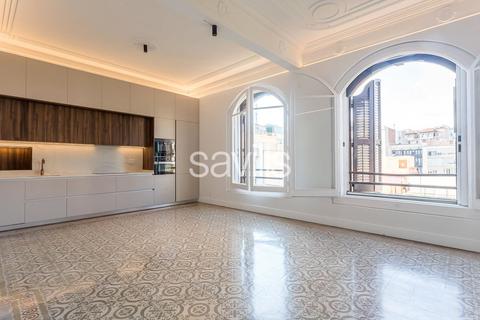 2 bedroom apartment, Flat For Sale In Eixample, Eixample, Barcelona