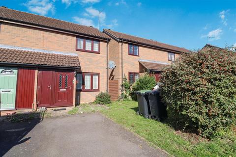 3 bedroom end of terrace house for sale, Park Place, Rushden NN10