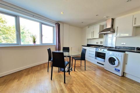 2 bedroom apartment for sale, Castle Quay, Castle Lane, Bedford