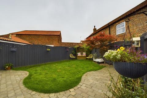 3 bedroom terraced house for sale, Alderson Mews, North Frodingham, YO25 8JX