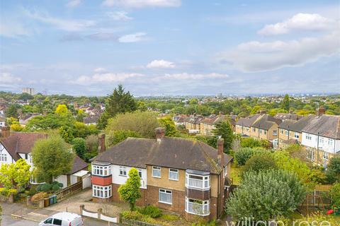 4 bedroom semi-detached house for sale, Crealock Grove, Woodford Green IG8