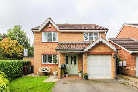 4 bedroom detached house for sale, Hatfield View, Wakefield WF1