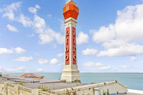 1 bedroom flat for sale, Athelstan Road, Cliftonville, Margate, Kent