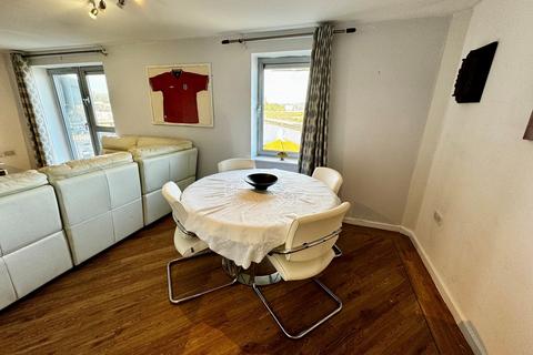 2 bedroom apartment to rent, River View, Low Street, Sunderland, SR1