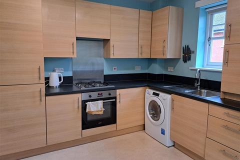 2 bedroom apartment for sale, Downs Drive, Merrow, Guildford, Surrey