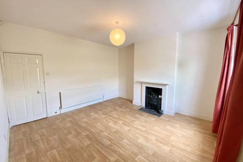 2 bedroom terraced house to rent, Queen Street, York