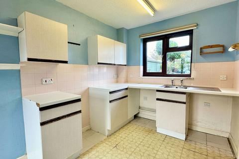 2 bedroom end of terrace house for sale, Cliff End Park, Wadebridge, PL27