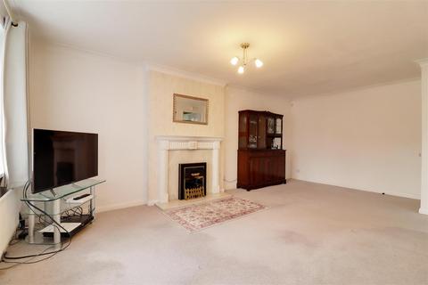 3 Fleming Walk, Hull, HU4 6SW