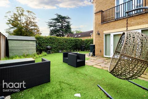 2 Jepson Drive, Stone, Dartford, DA2 6FR