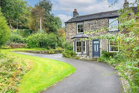 5 bedroom farm house for sale, Keighley Road, Steeton,