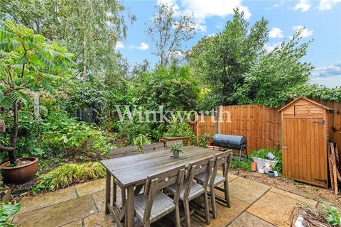 107a Wightman Road, London, N4 1RJ